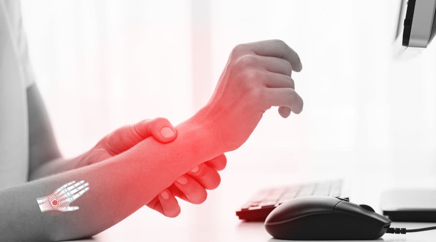 Carpal Tunnel Syndrome and How We Can Help - Vale Health Clinic
