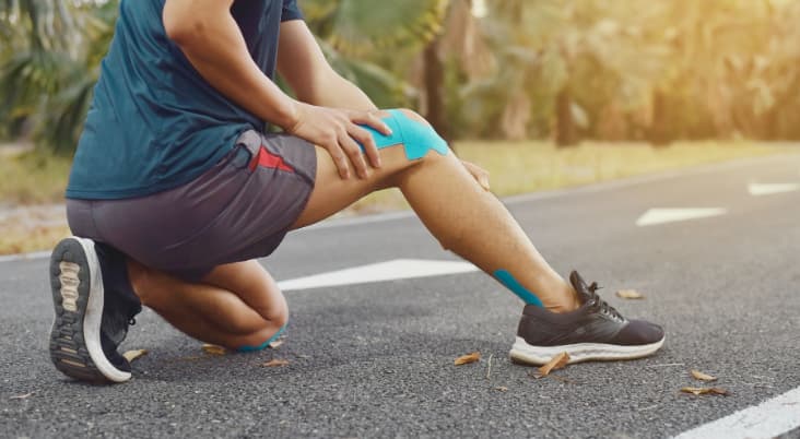 Runners Knee, a Recipe for a Pain-Free Knee - Vale Health Clinic